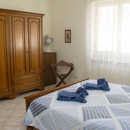 Summer Apartment เวียเรจโจ ภายนอก รูปภาพ
